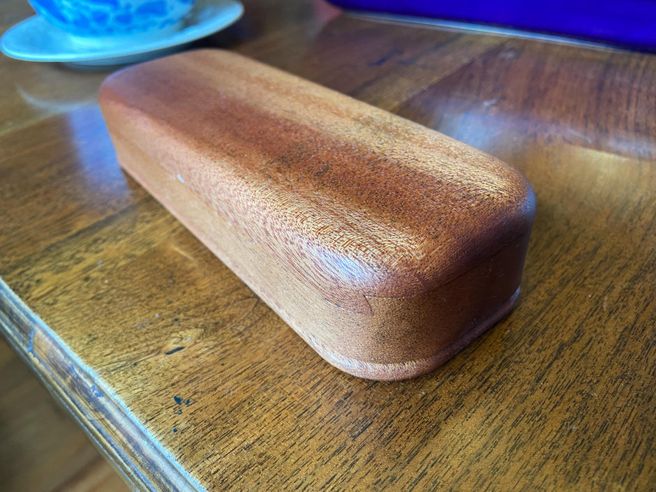 Handcrafted Mahogany Keepsake Box with Custom Inlay Options - 8.25