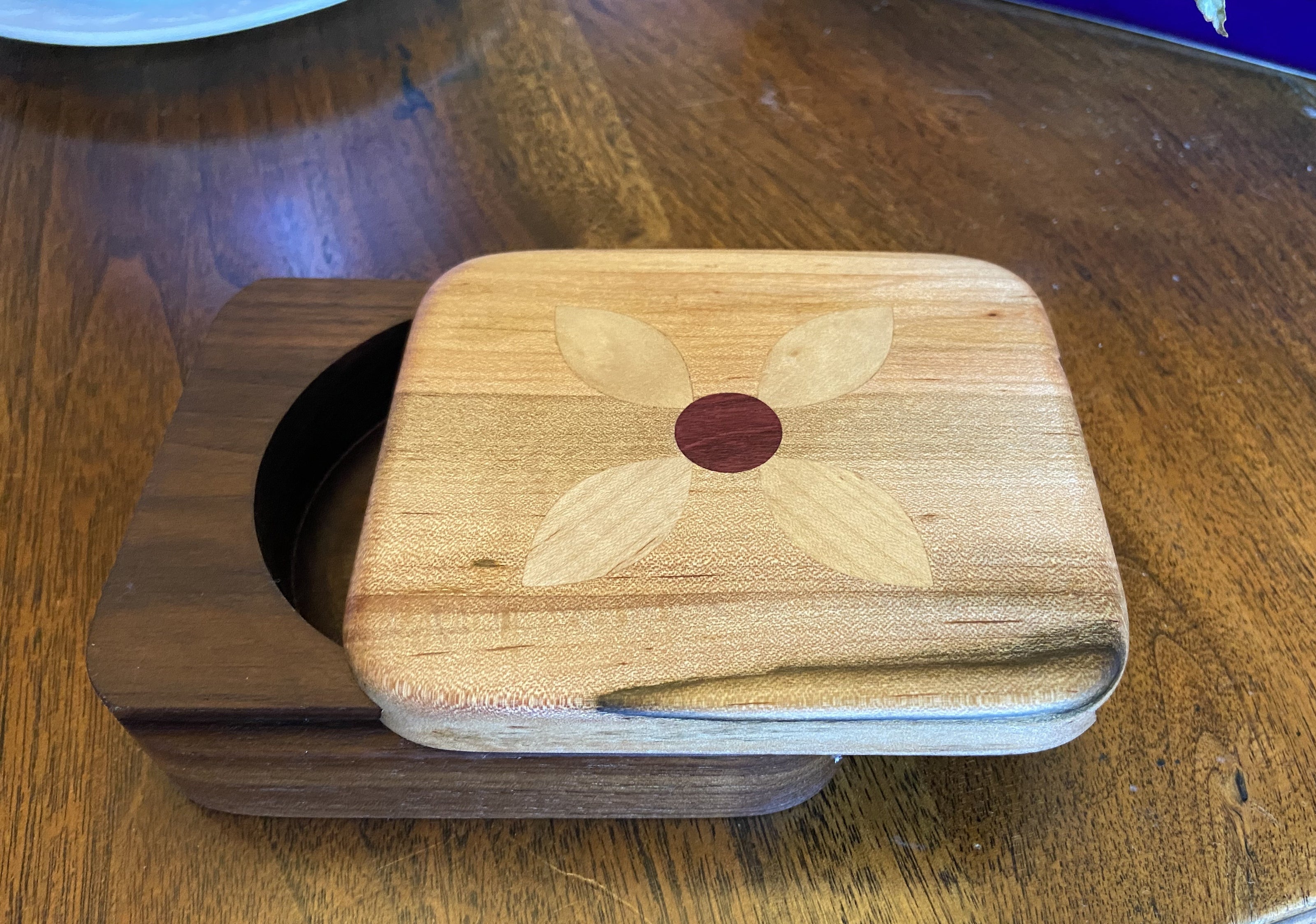 Small sliding dovetail box for desktop or bureau to hold desktop, keepsake or jewelry items.
