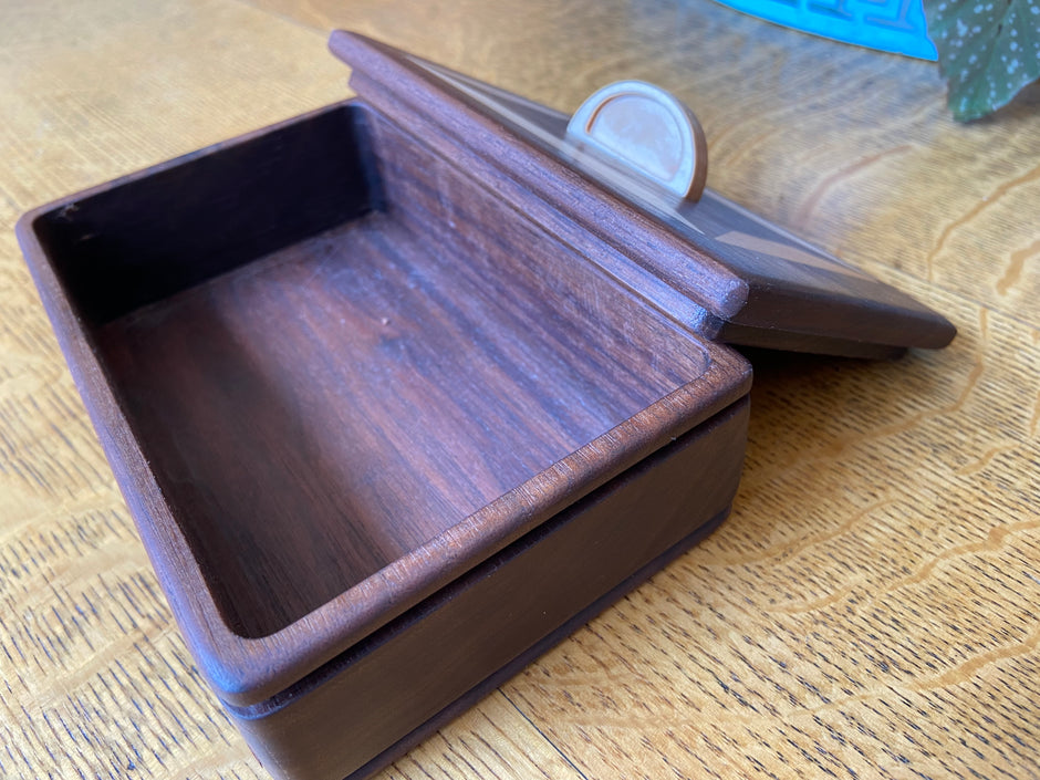Handcrafted Lidded Keepsake Box with Wood Inlay and Carved Handle - 6