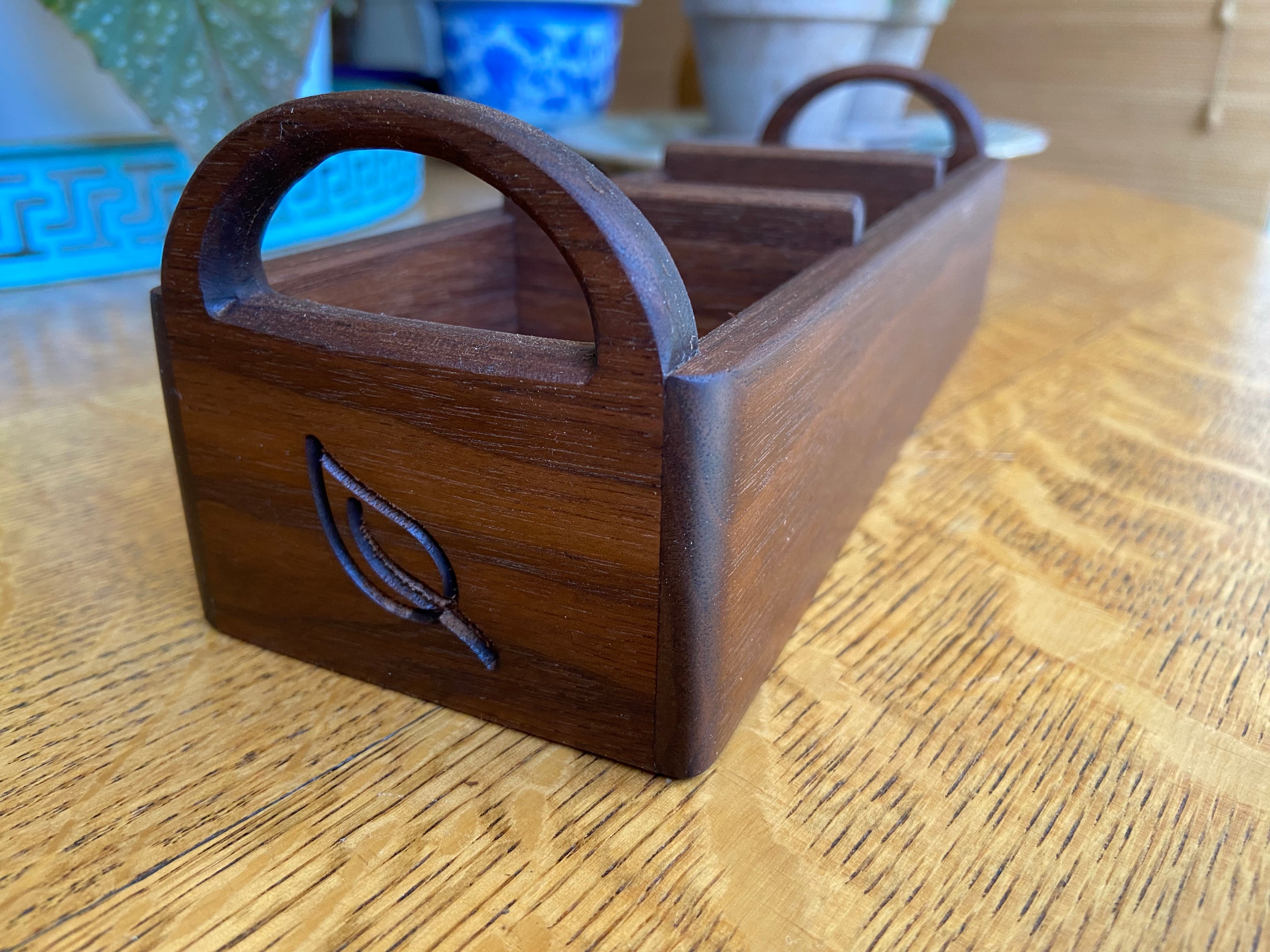 Hand-made Walnut Tea Caddy - Custom Tea Leaf Engraving