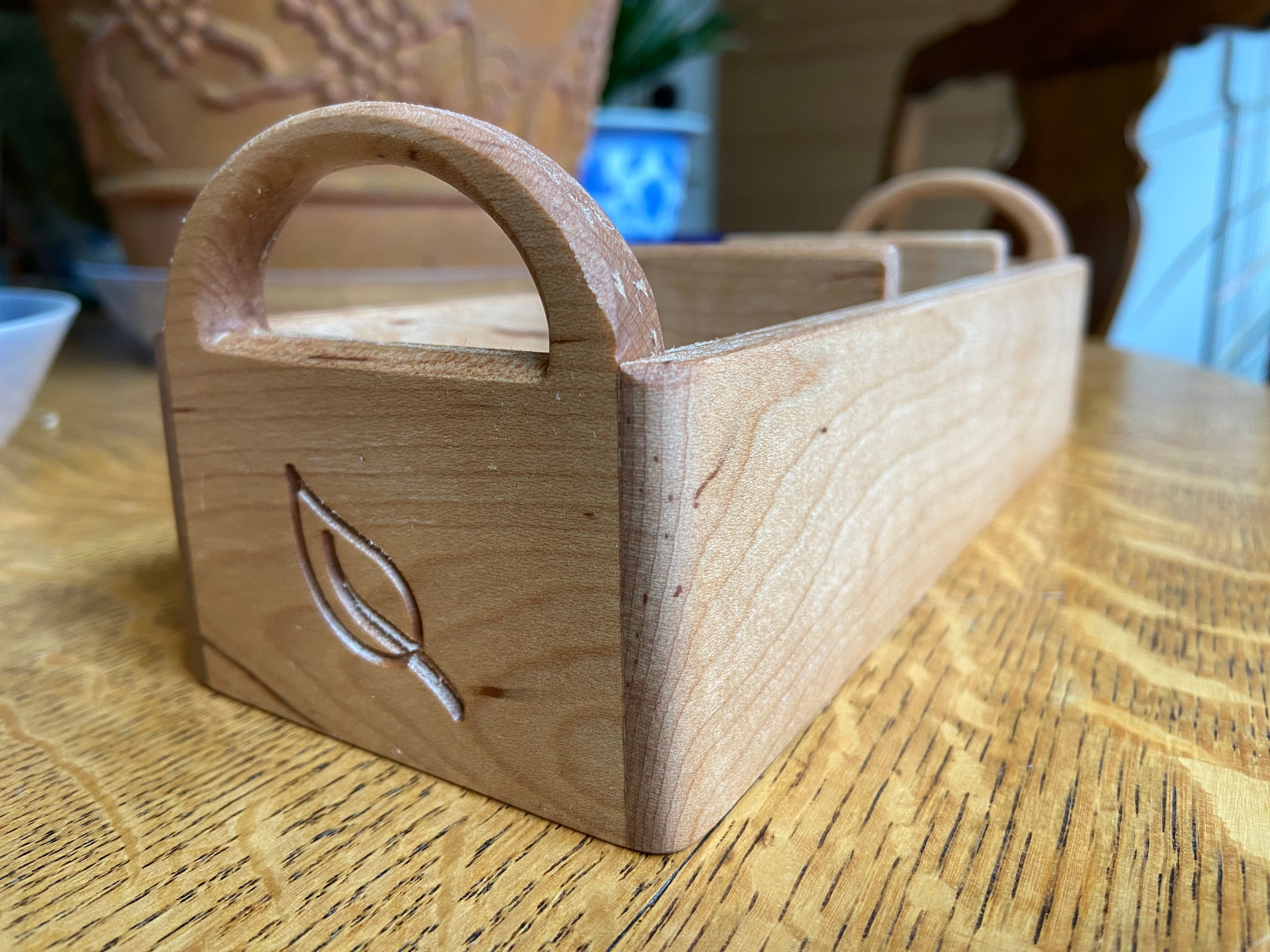 Hand-made and engraved tea caddy made from Soft Maple