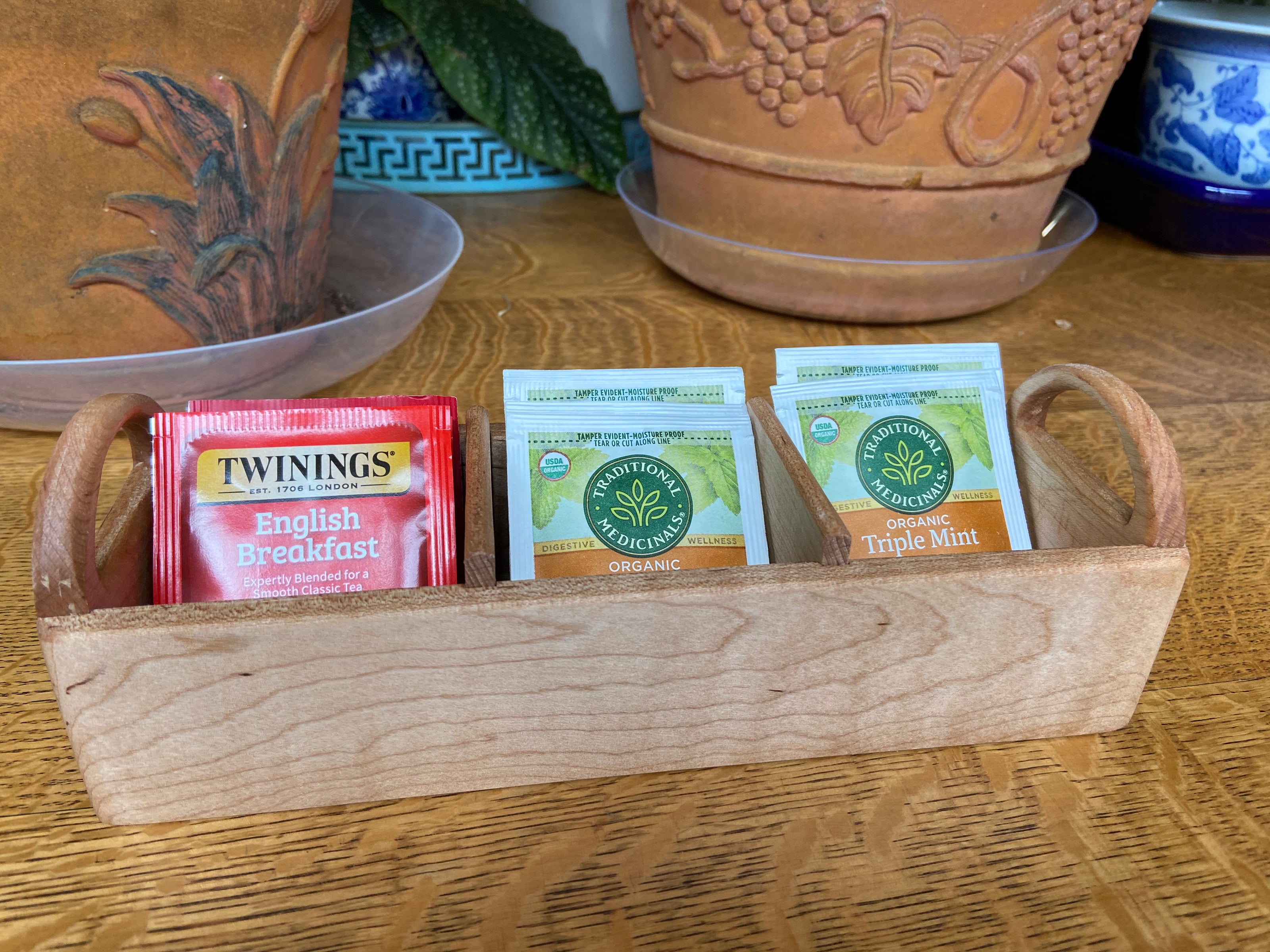 Hand-made and engraved tea caddy made from Soft Maple