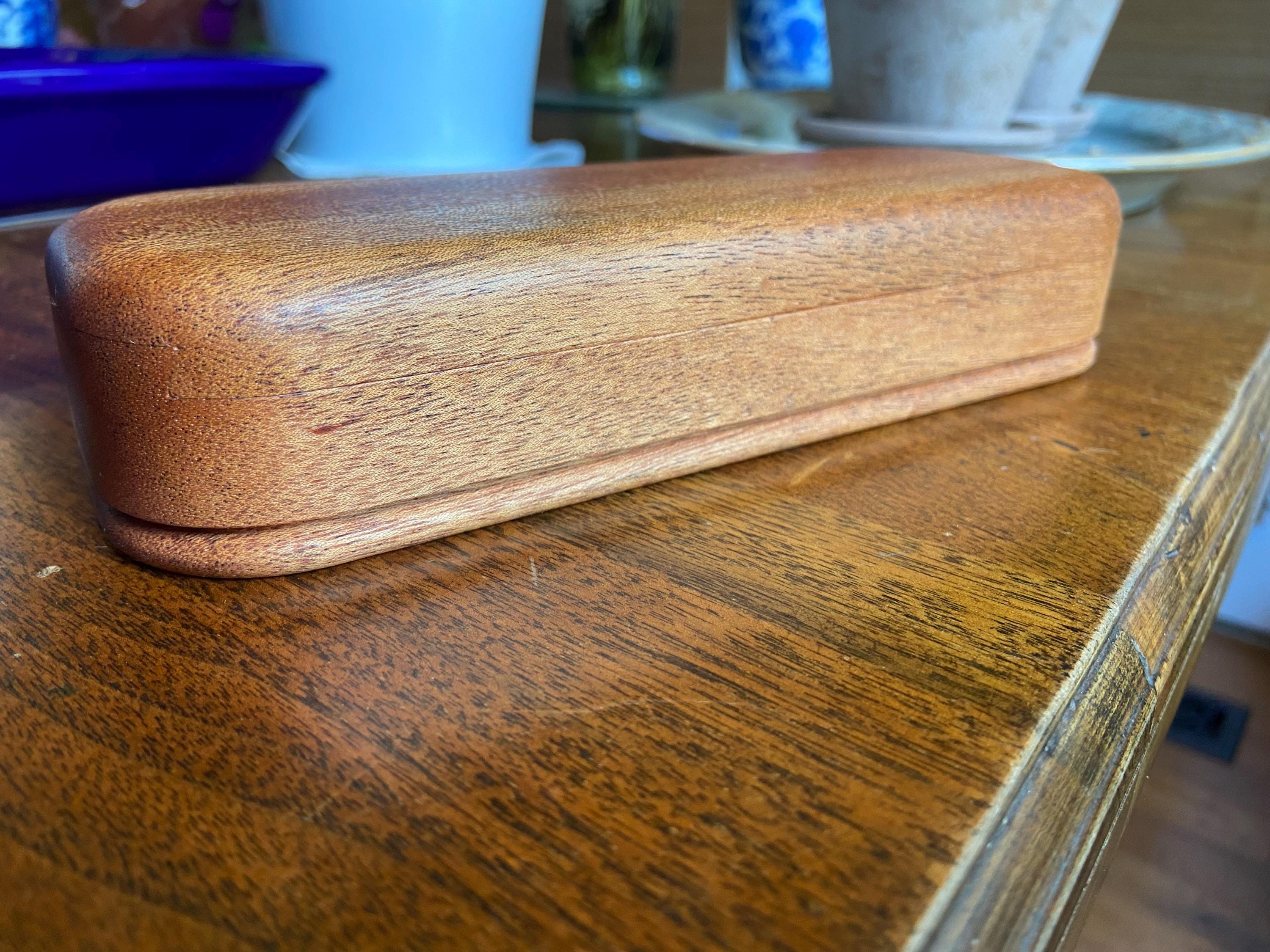 Handcrafted Mahogany Keepsake Box with Custom Inlay Options - 8.25